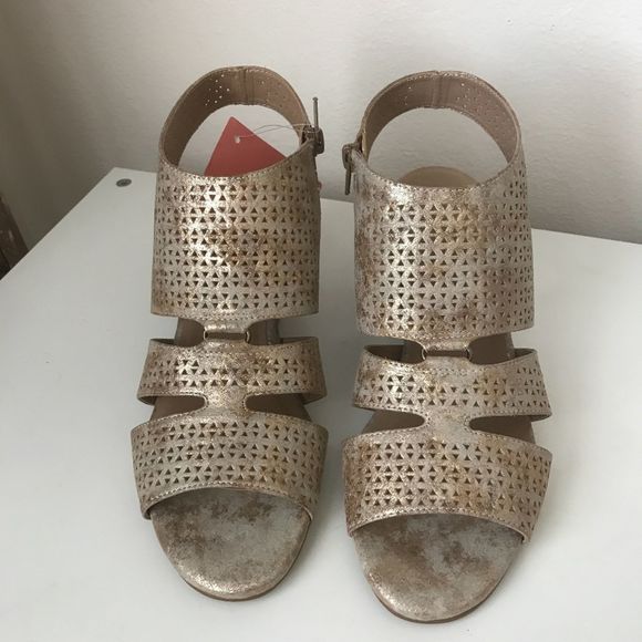 dez sandals from soul by naturalizer